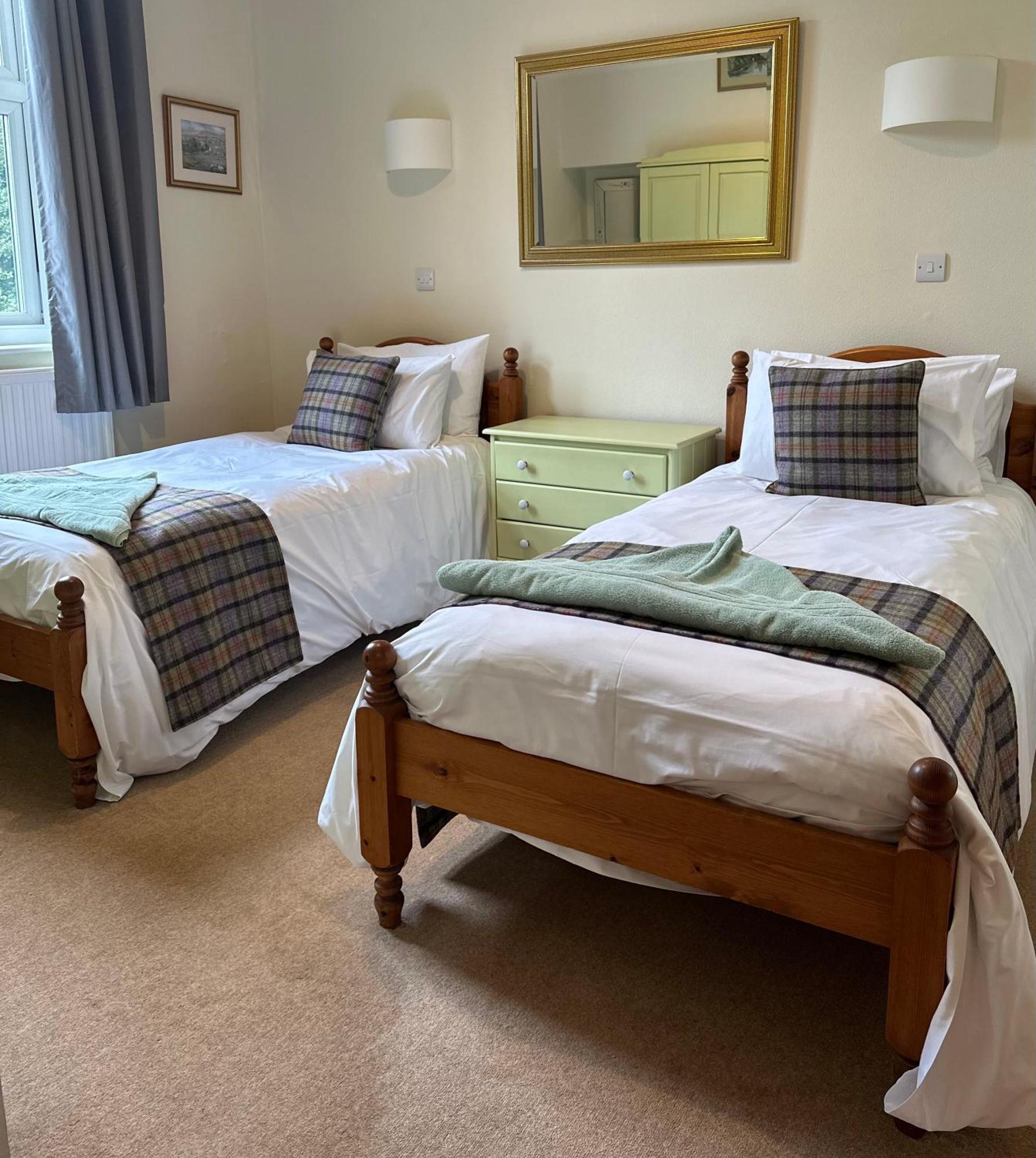 Station House Holiday Cottages, Exclusively For Grown Ups, Thornton Dale Pickering Eksteriør bilde