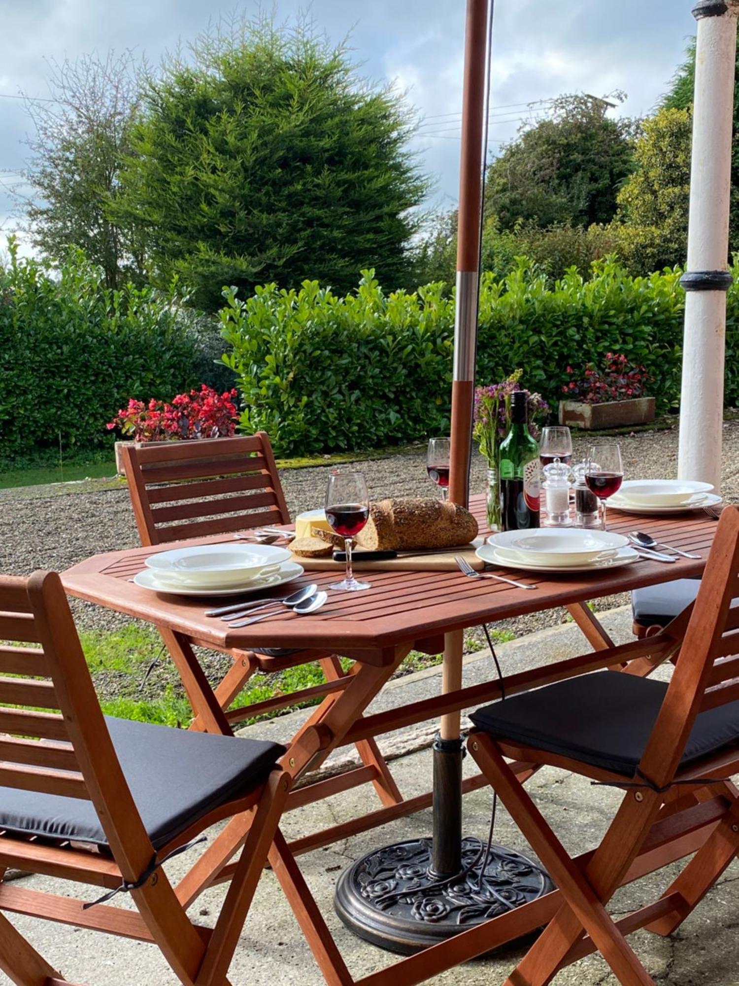 Station House Holiday Cottages, Exclusively For Grown Ups, Thornton Dale Pickering Eksteriør bilde